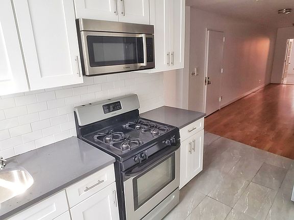 5th image of 228 Sackett St #1A