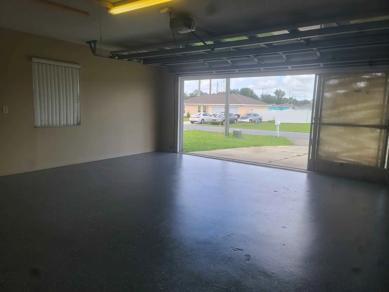 3 bed, 1871 sqft, $1,900 — Photo 3