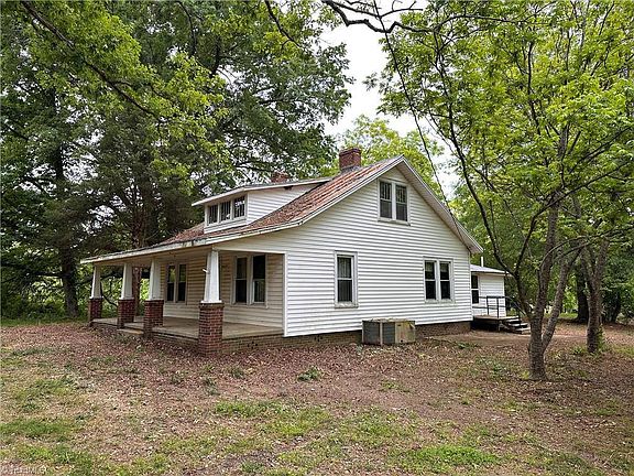 3rd image of 4615 State Highway 65