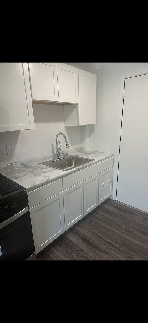 1416 Gilbert Charles City — Photo 4