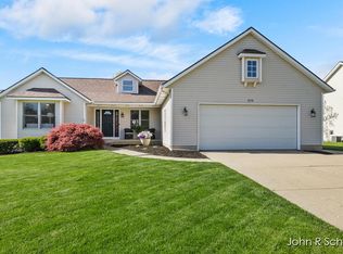 3098 View Point St SW, Jenison, MI 49428