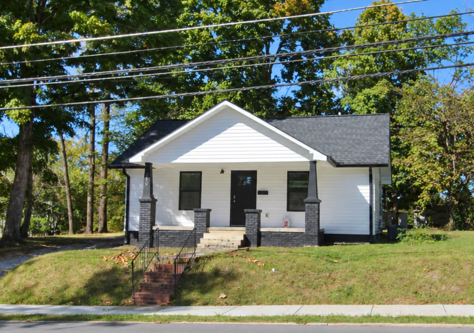 Renovated 3 Bedroom, 2 Bath Home in Cookeville! — Photo 1