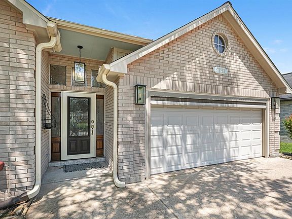 4th image of 2727 Breezy Pines Lane