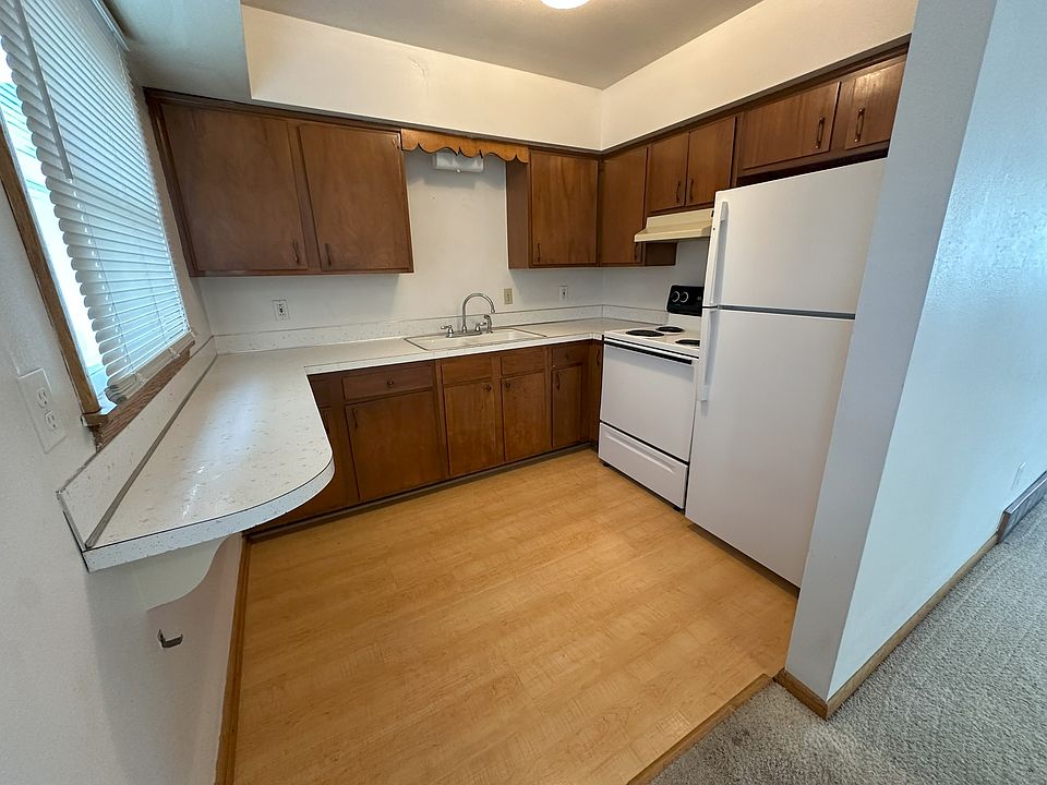 1st image of 2310 Melrose Dr #C