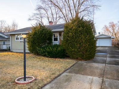1810 Lilac Ln, Aurora, IL, 60506