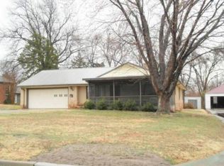 137 Fairview Ave, Ponca City, OK 74601