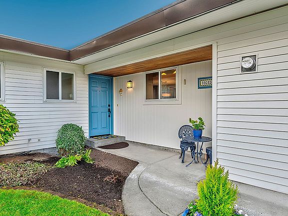 2nd image of 11015 SE 294th St