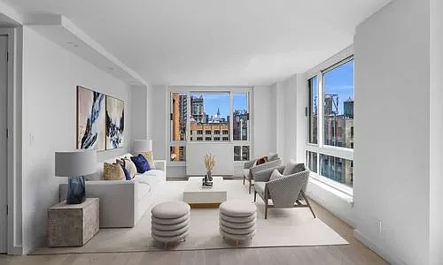 1st image of 1 Irving Pl APT P15f