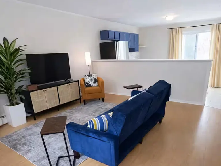 19 C St #4 — Photo 1
