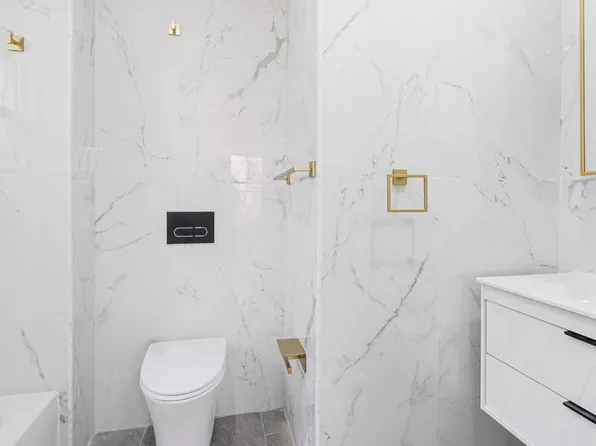 5618 Sylvan Avenue image 21 of 30