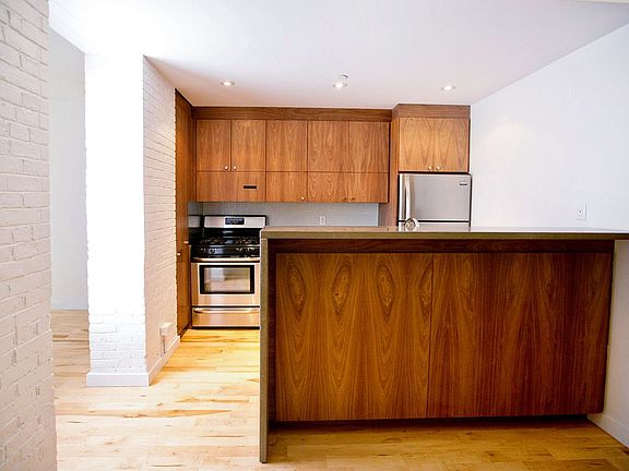 4th image of 20 W 120th St APT 2