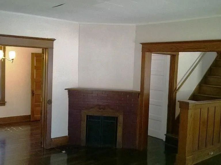 801 N Main St — Photo 10