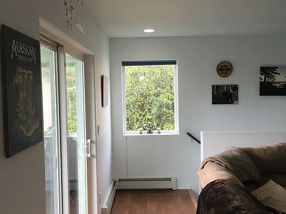 4th image of 3852 Lee Ct