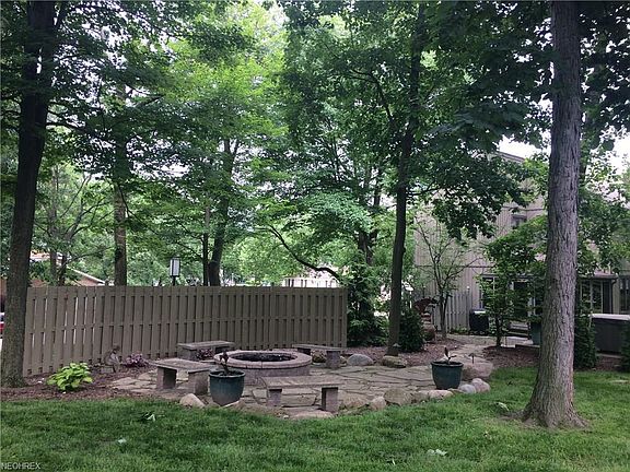 5th image of 2429 Dogwood Dr NE