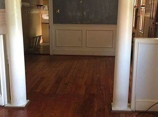 230 N Spring St, Martinsburg, WV 25401