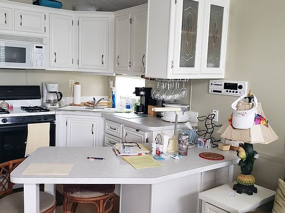 3rd image of 3050 Beck Blvd #-17