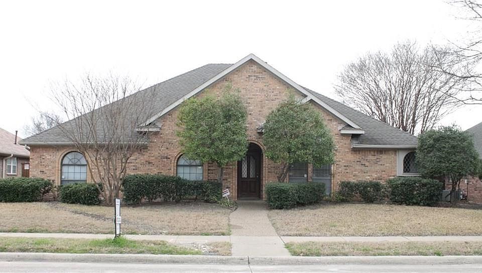 1st image of 2608 Bowie Dr