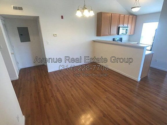 4th image of 11300 Spring Creek Ln
