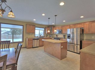 4910 NE 38th Ave, Des Moines, IA 50317
