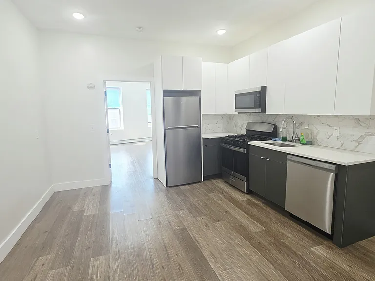 1716 John F Kennedy Blvd #1A — Photo 2
