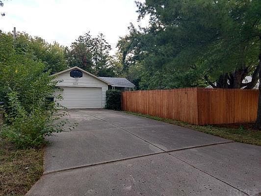 4th image of 3510 N Glenwood Ave