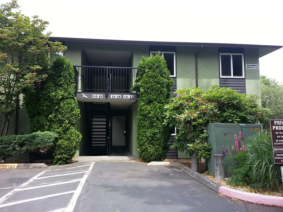 2nd image of 423 75th St SE #B-20