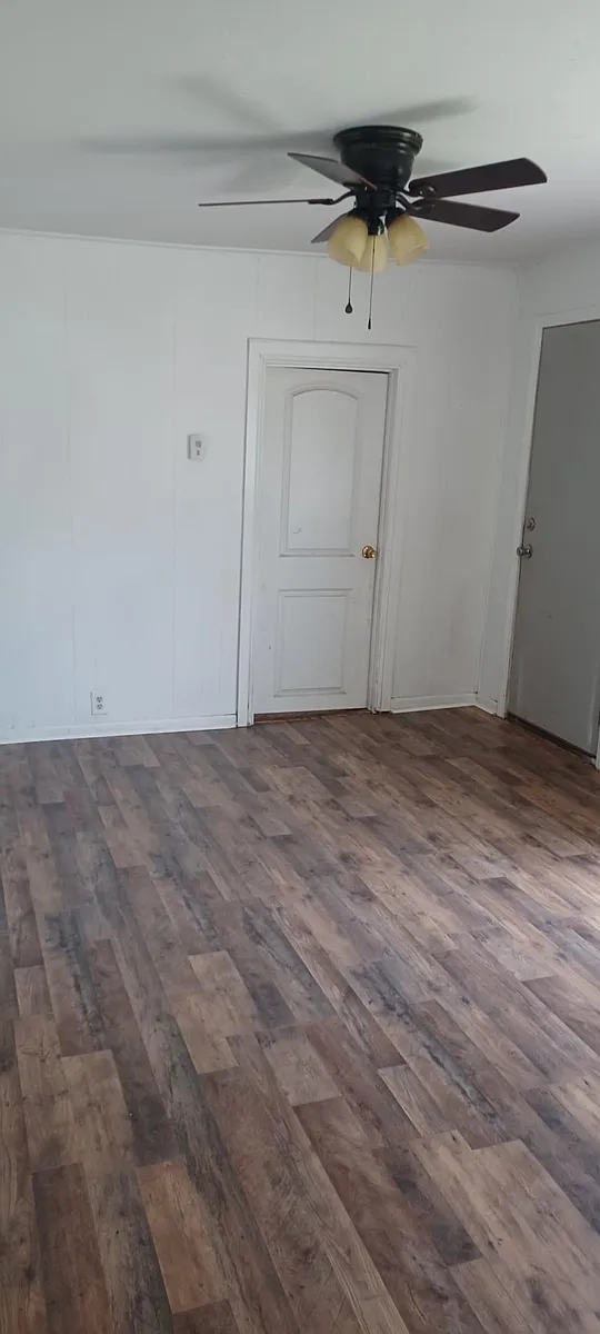 Living Room - 1431 E Studebaker Ave