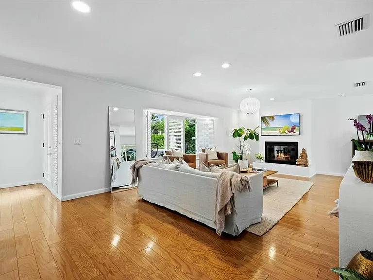 232 Cove Pl — Photo 8