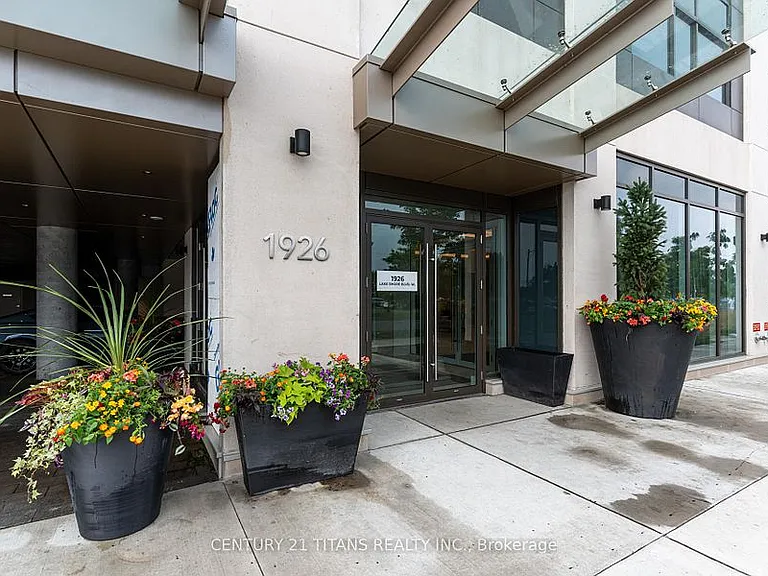 1926 Lake Shore Blvd W #4010 — Photo 2
