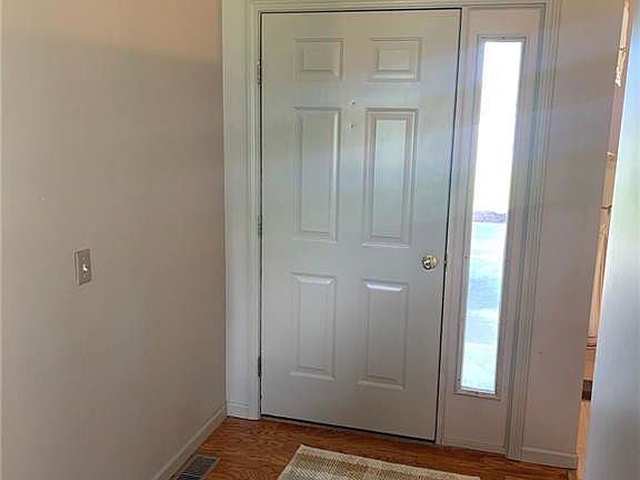 3rd image of 114 Ash Dr
