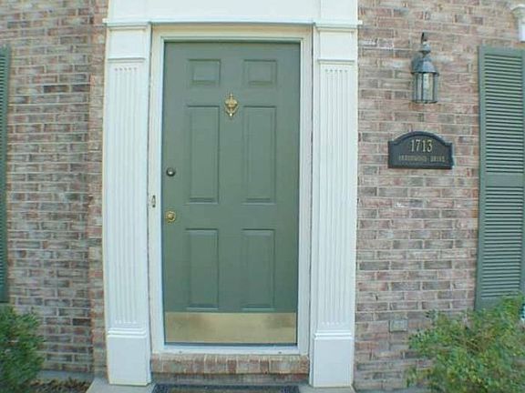 3rd image of 1713 Arborwood Dr