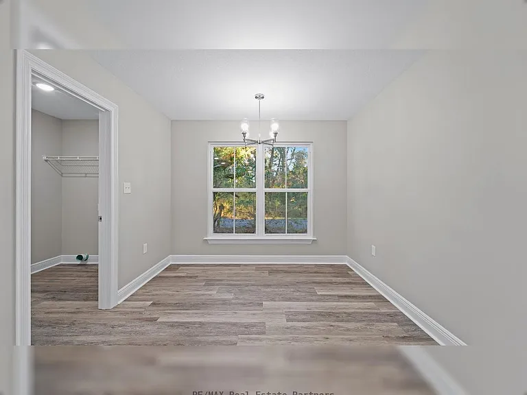 6 Bellamy Ln — Photo 6
