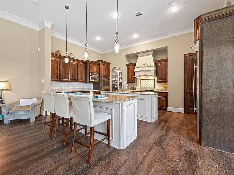 7414 Dayhill Dr — Photo 18