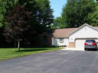 105 Schirmer Dr, East Tawas, MI 48730