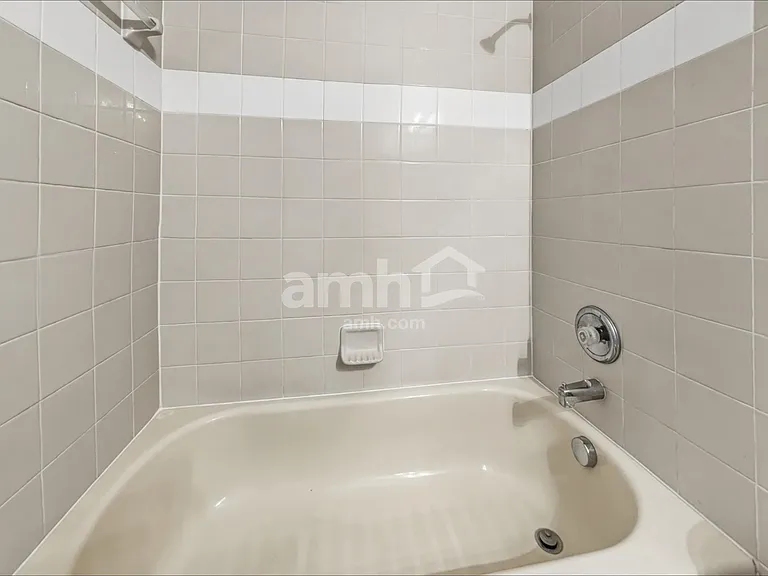 3213 Dunstable Dr — Photo 14