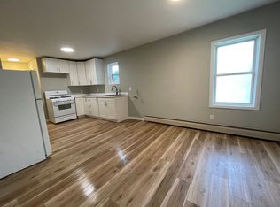 2203 Mount Olivet Rd APT 2, Kalamazoo, MI 49004