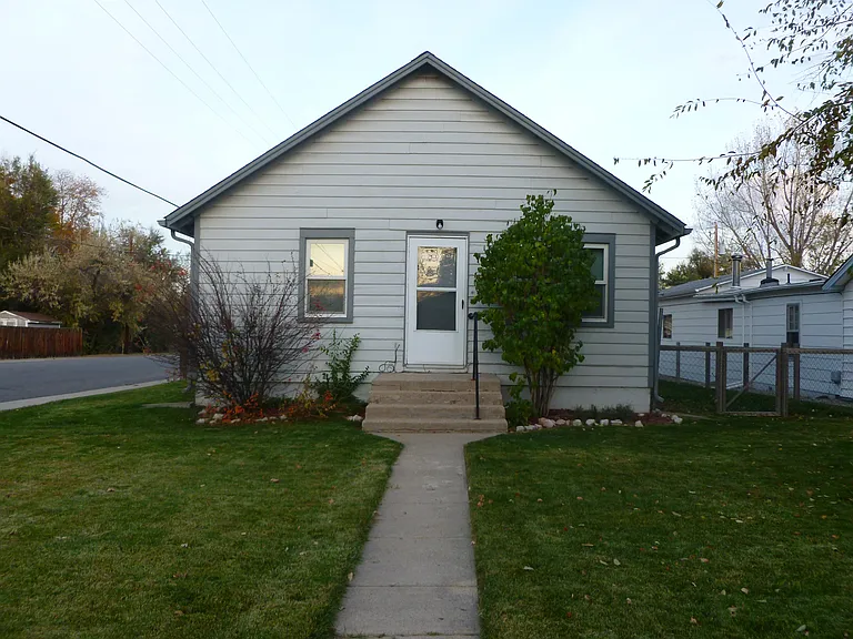1548 Washington Ave — Photo 1