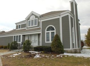 43 Alex Dr, White Plains, NY 10605