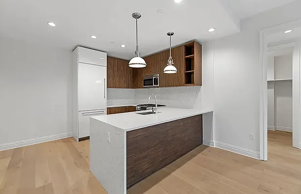 Rented by REAL New York | media 14
