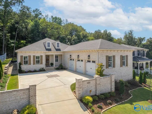 377 Saint Louis St, Madison, AL 35758
