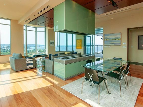 4th image of 1005 Beach Ave #2901
