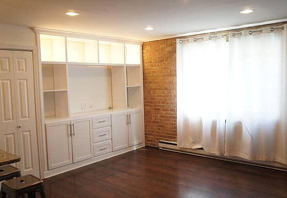 2nd image of 6120 N Hermitage Ave APT E