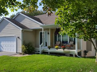 650 Doral Dr, Oxford, MI 48371