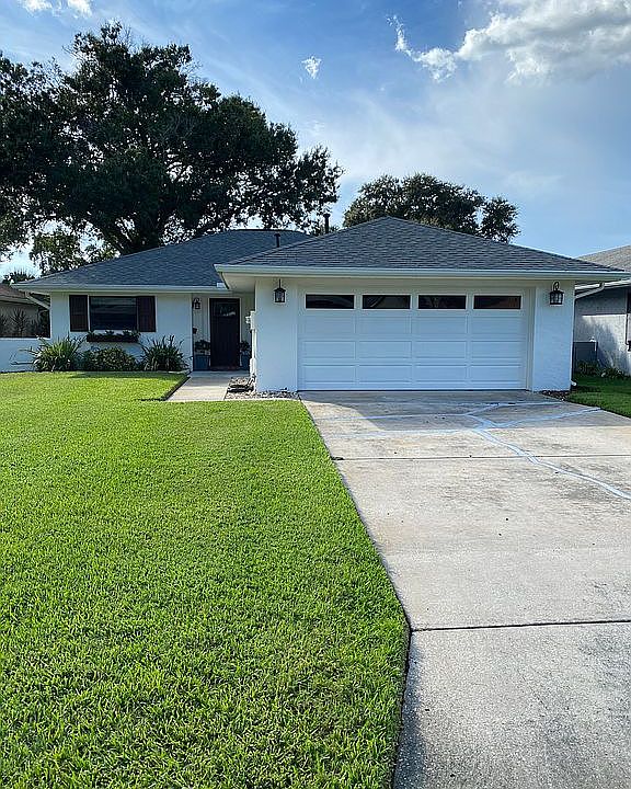 1st image of 624 Wexford Ct
