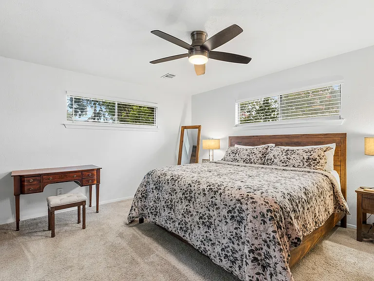 1400 Northridge Dr — Photo 12