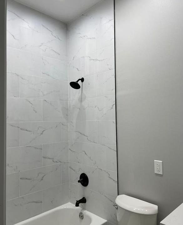 1st image of 8543 Valor Dr