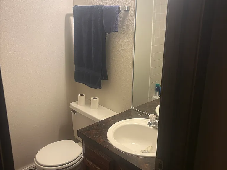 8651 E Amherst Dr — Photo 14