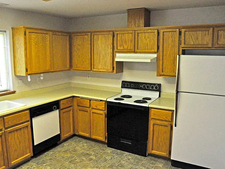 1231 Springbrook Rd — Photo 3