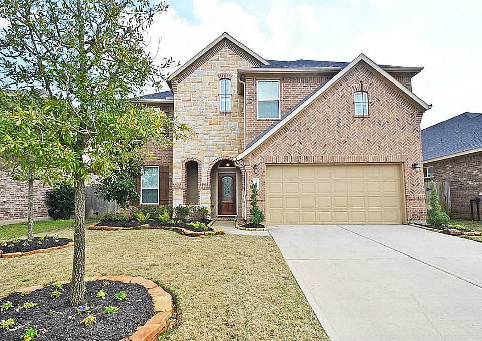 1st image of 24719 Gemstone Cove Ct