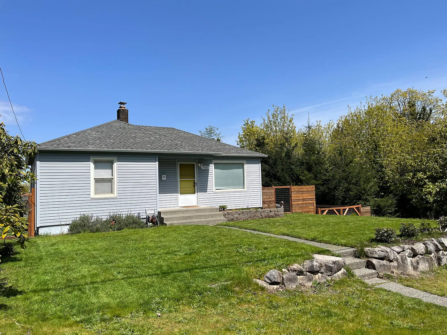 4 bed, 1640 sqft, $3,400 — Photo 1